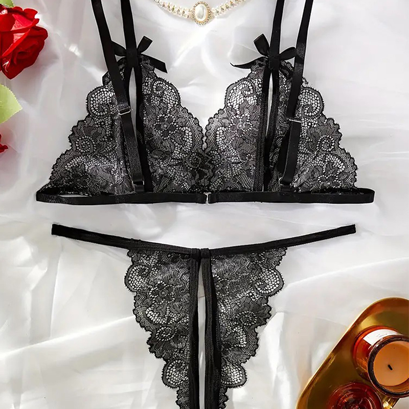 Black Hot Crotchless Sexy Wome - огляд і ціна Lace Bralette Set