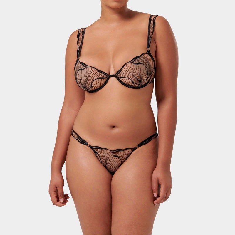 Elegant French Minimizer Bra D - огляд і ціна Lace Bralette Set
